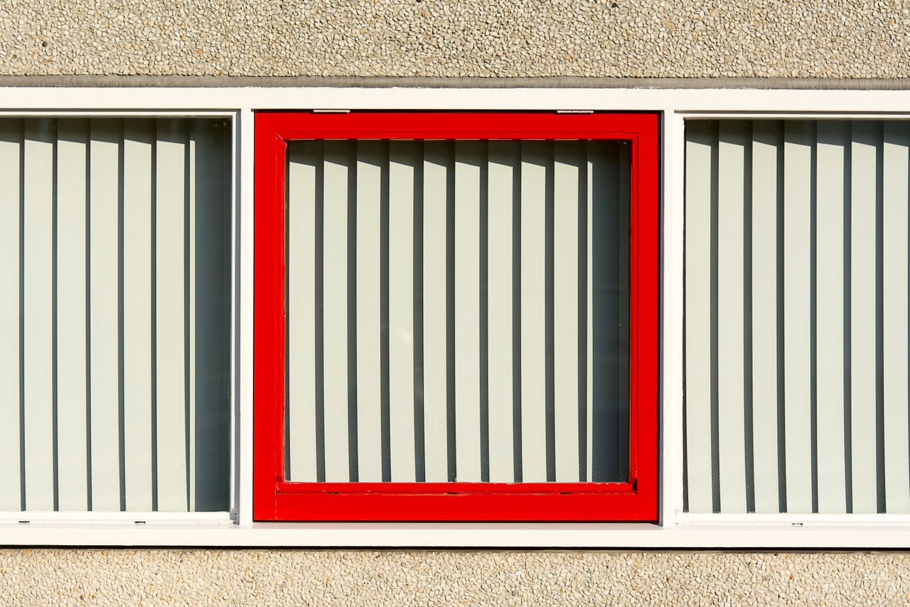 Jaloezieën in huis, veelzijdige raamdecoratie met tal van voordelen